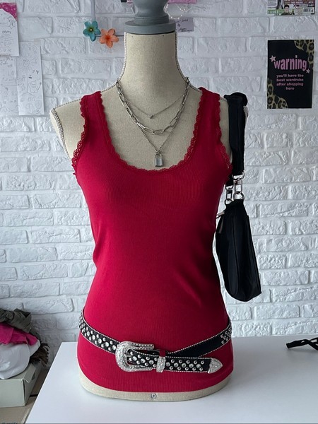Red ribbed tank top
