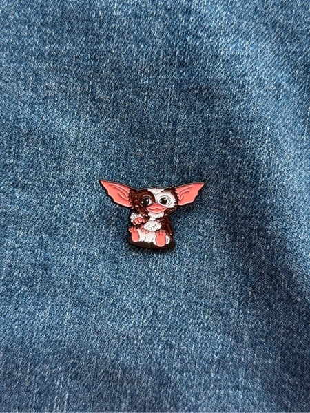 Gizmo from Gremlins pin