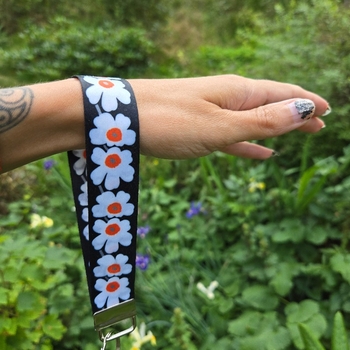 Avainlenkki ranteeseen marimekko tyylinen 