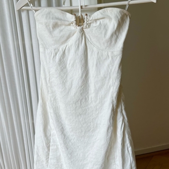 Linen dress