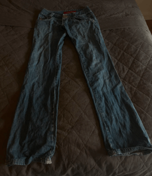 Low waist jeans