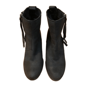 Icon boots