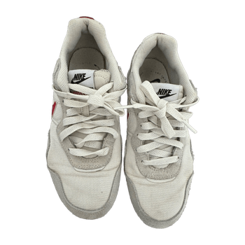Nike sports shoes