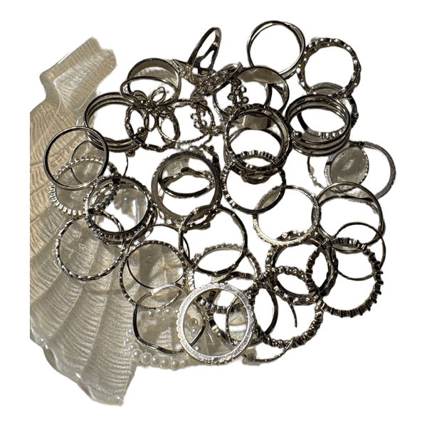 Silver tone rings set
