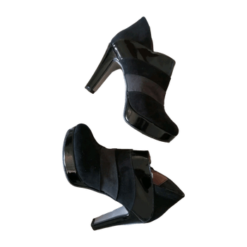 Vera pelle heels