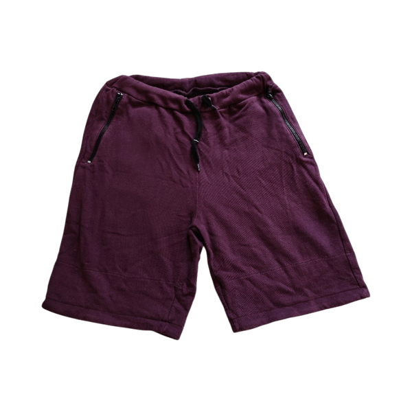 Burgundy shortsit