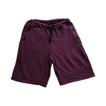 Burgundy shortsit