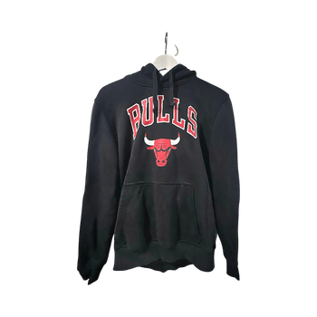 Huppari Bulls logolla