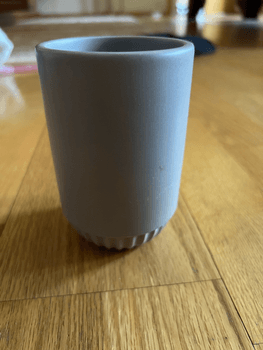 Keraaminen hammasharjamuki