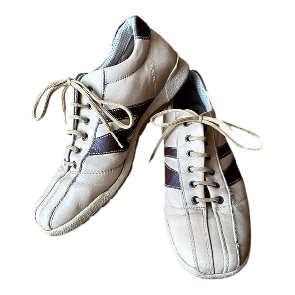 Vintage leather Laura Ferrari Sports trainers