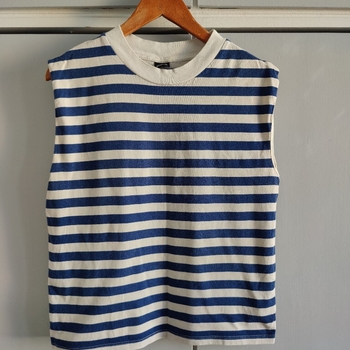 Hihaton paita Gina Tricot