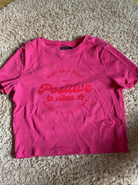 Pink graphic t-shirt