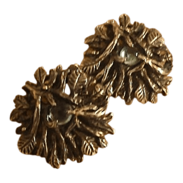 Silver leaf stud earrings topaz
