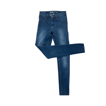 Siniset skinny-farkut