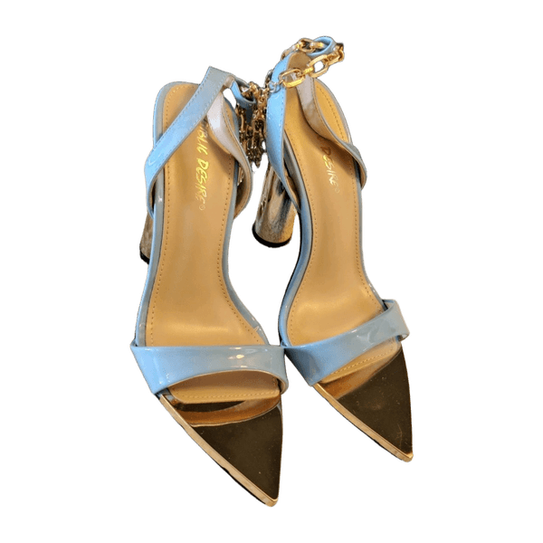 Public desire heels