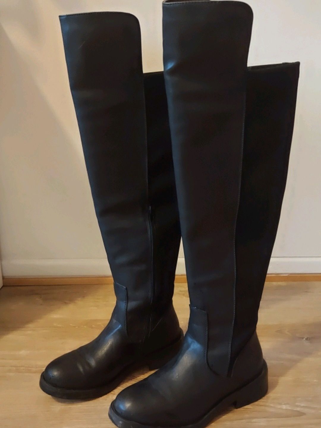 Even&odd boots