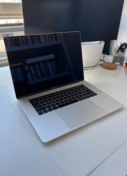 Apple MacBook Pro 2017 15’’