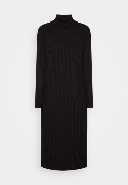 Black bodycon dress