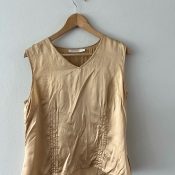 Beige silkkitoppi 42