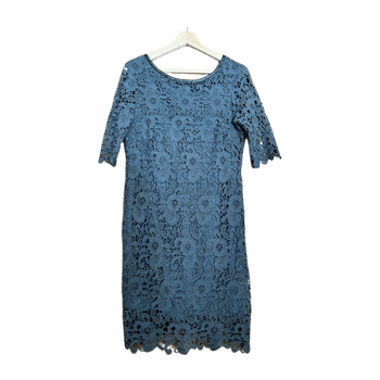 R edition dress