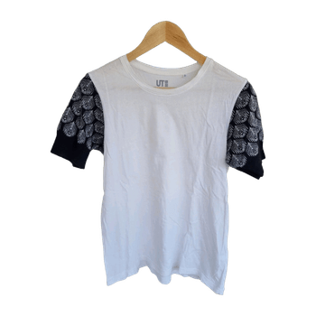 Uniqlo top