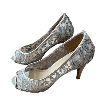 Hopeiset korkokengät