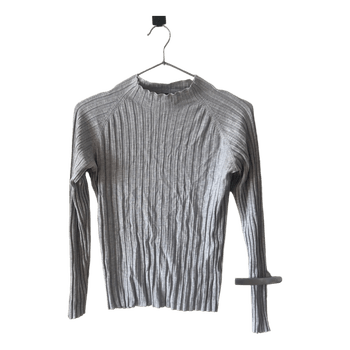 Grey ribbed jumper