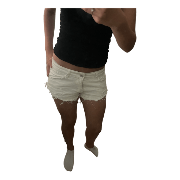 Hvide og blå denimshorts