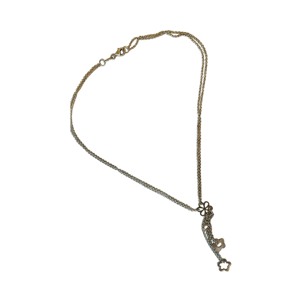 Silver flower pendant necklace
