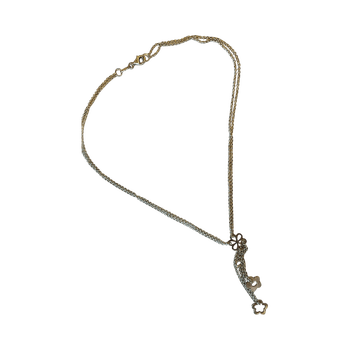 Silver flower pendant necklace
