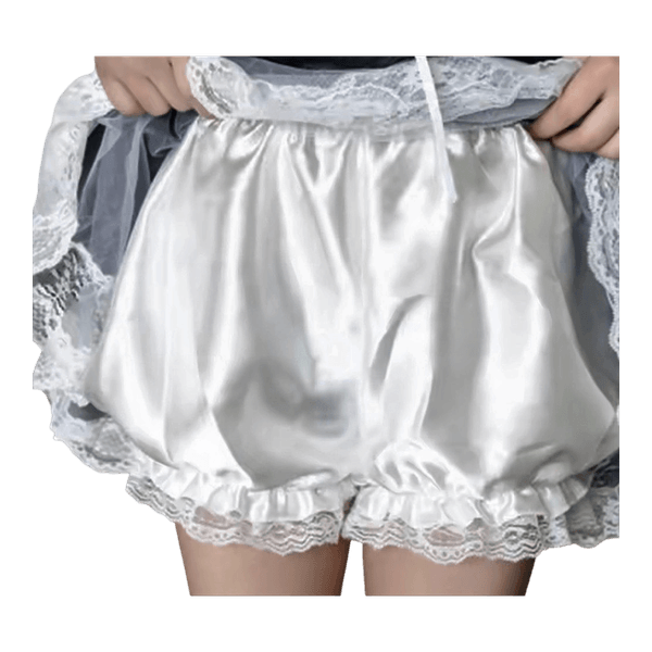Valkoiset satiiniset minishortsit