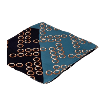 Pupu station scarf