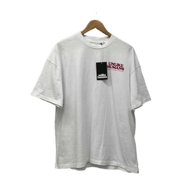 White graphic t-shirt