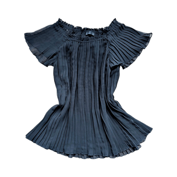 Black pleated top by Vero Moda