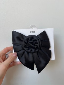 Black bow hair accessory