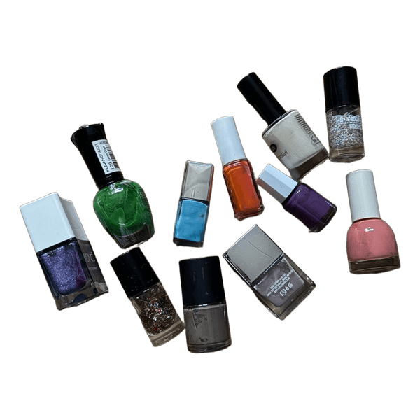 Mystery box: 10 nail polishes