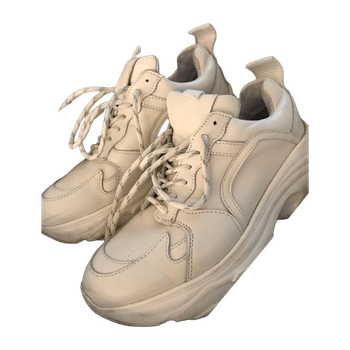 Pavement sneakers
