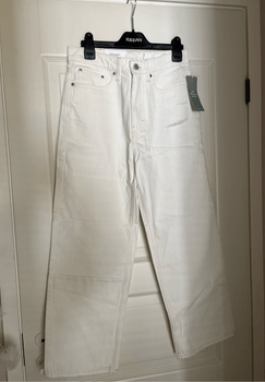 Uudet H&M suorat farkut