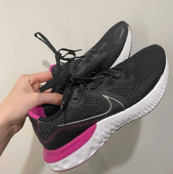 Nike Renew sports shoes