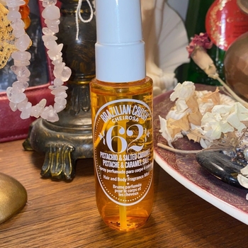 Sol de janeiro beauty product