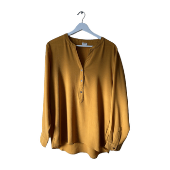 Jacgueline de young blouse