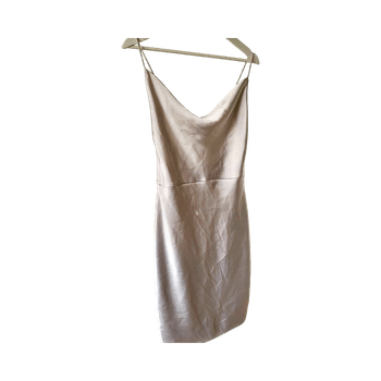 beige satiininen slip mekko