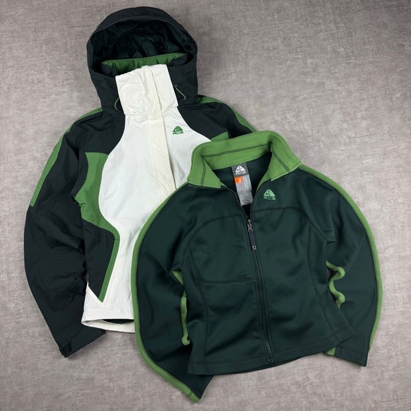 Vintage Nike ACG Women’s 2 in 1 Jacket