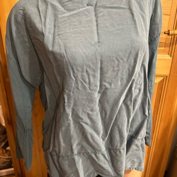 Grey long sleeve top