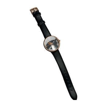 Musta kello watch