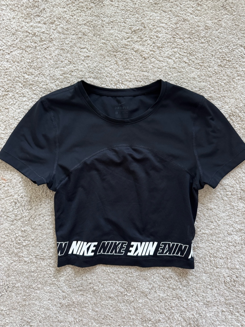 Nike T-shirt