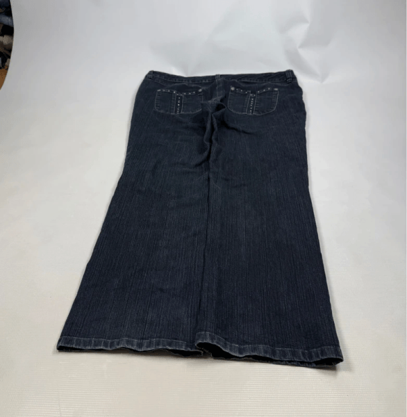 Wide leg trousers