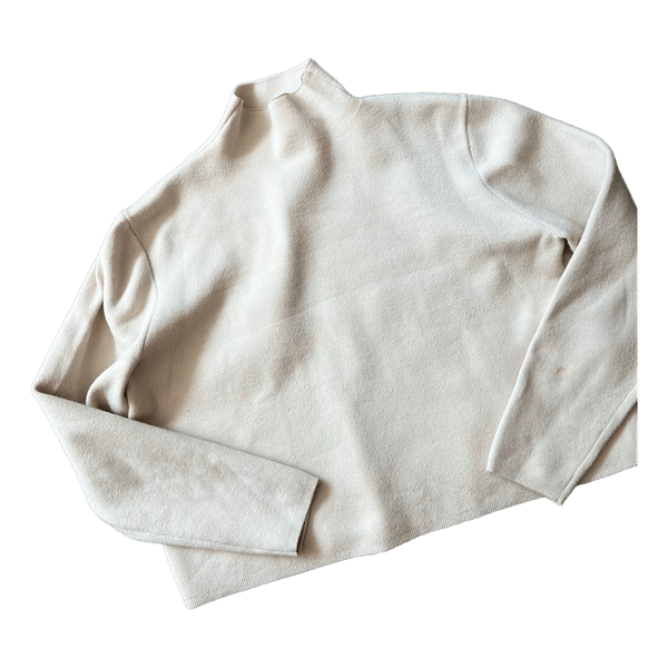 Beige neulepusero