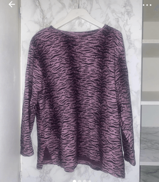 violetti kuviollinen neulepaita