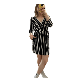 Raidallinen H&M mekko